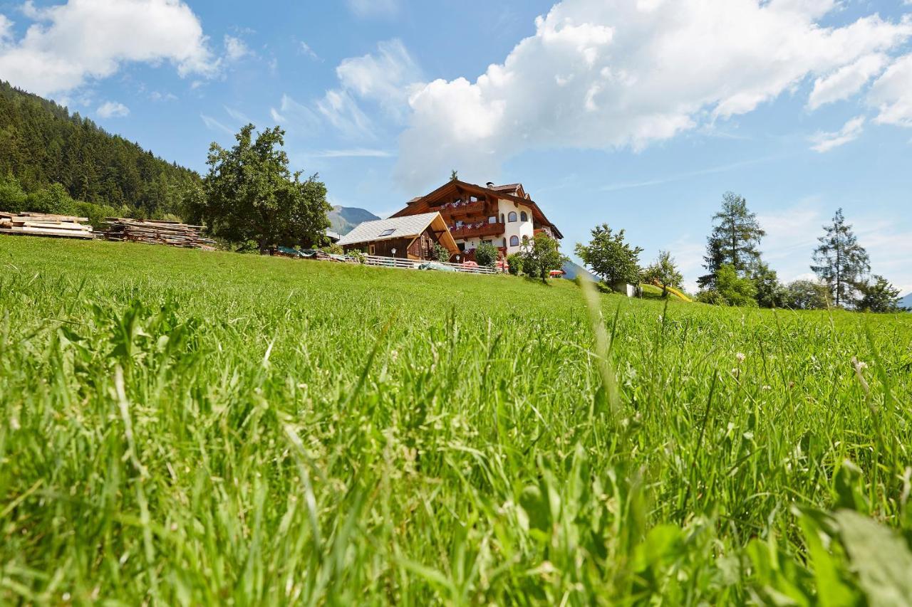 Gasthof Groebenhof Fulpmes Bagian luar foto