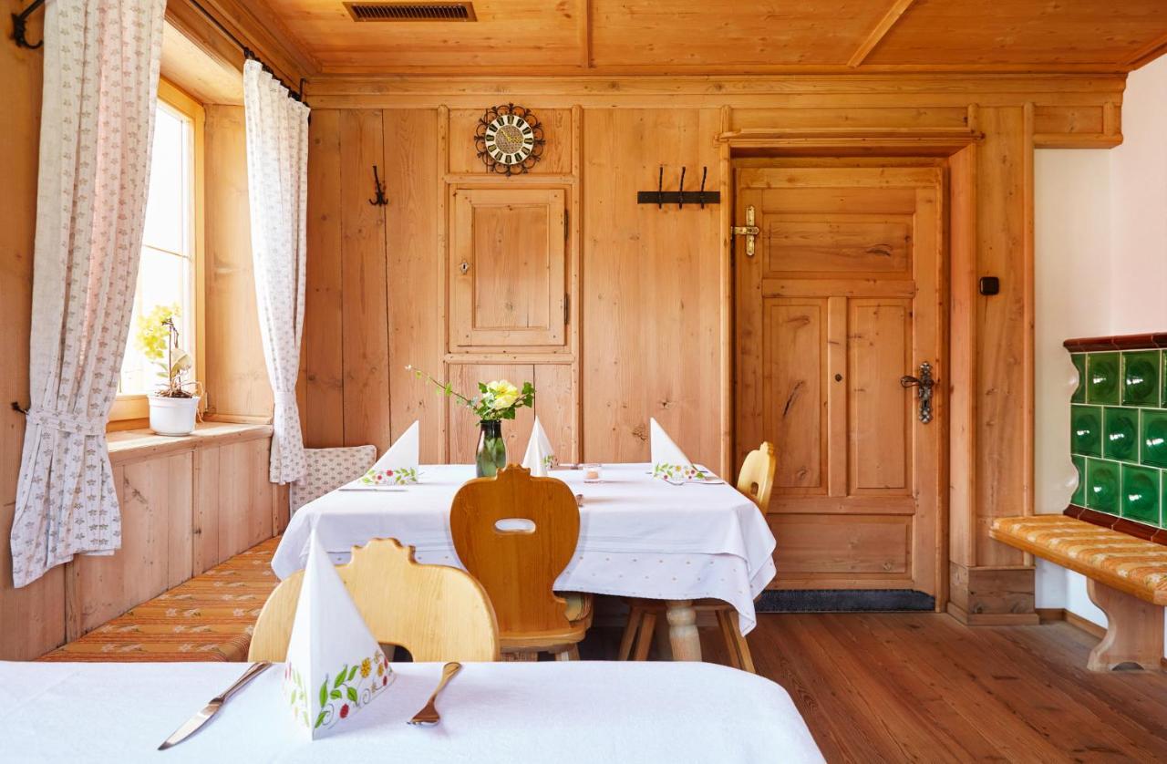 Gasthof Groebenhof Fulpmes Bagian luar foto