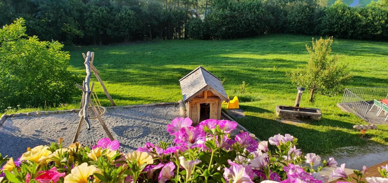 Gasthof Groebenhof Fulpmes Bagian luar foto
