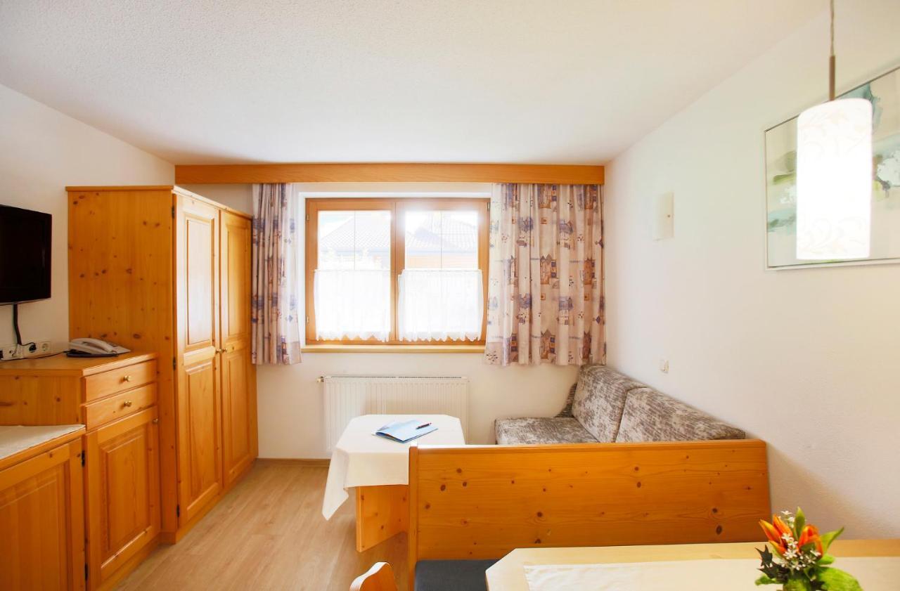 Gasthof Groebenhof Fulpmes Bagian luar foto