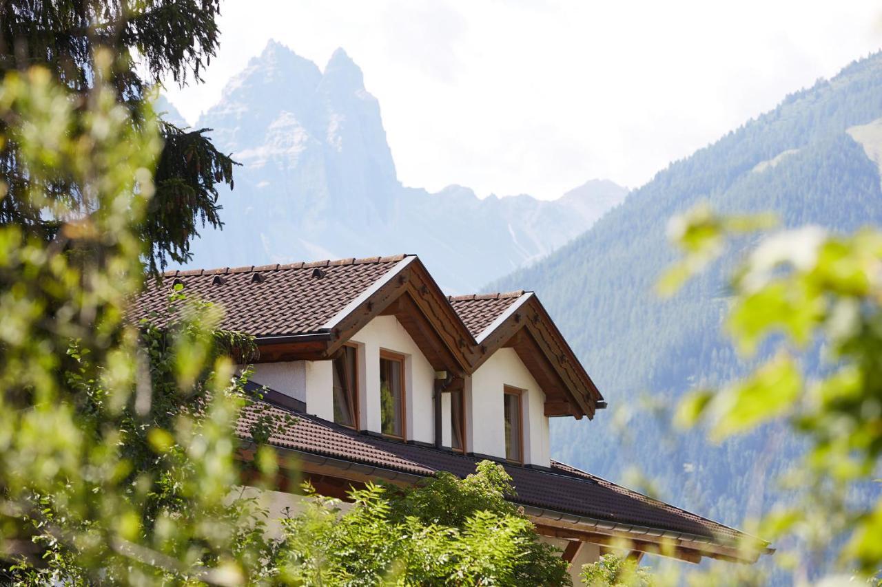 Gasthof Groebenhof Fulpmes Bagian luar foto
